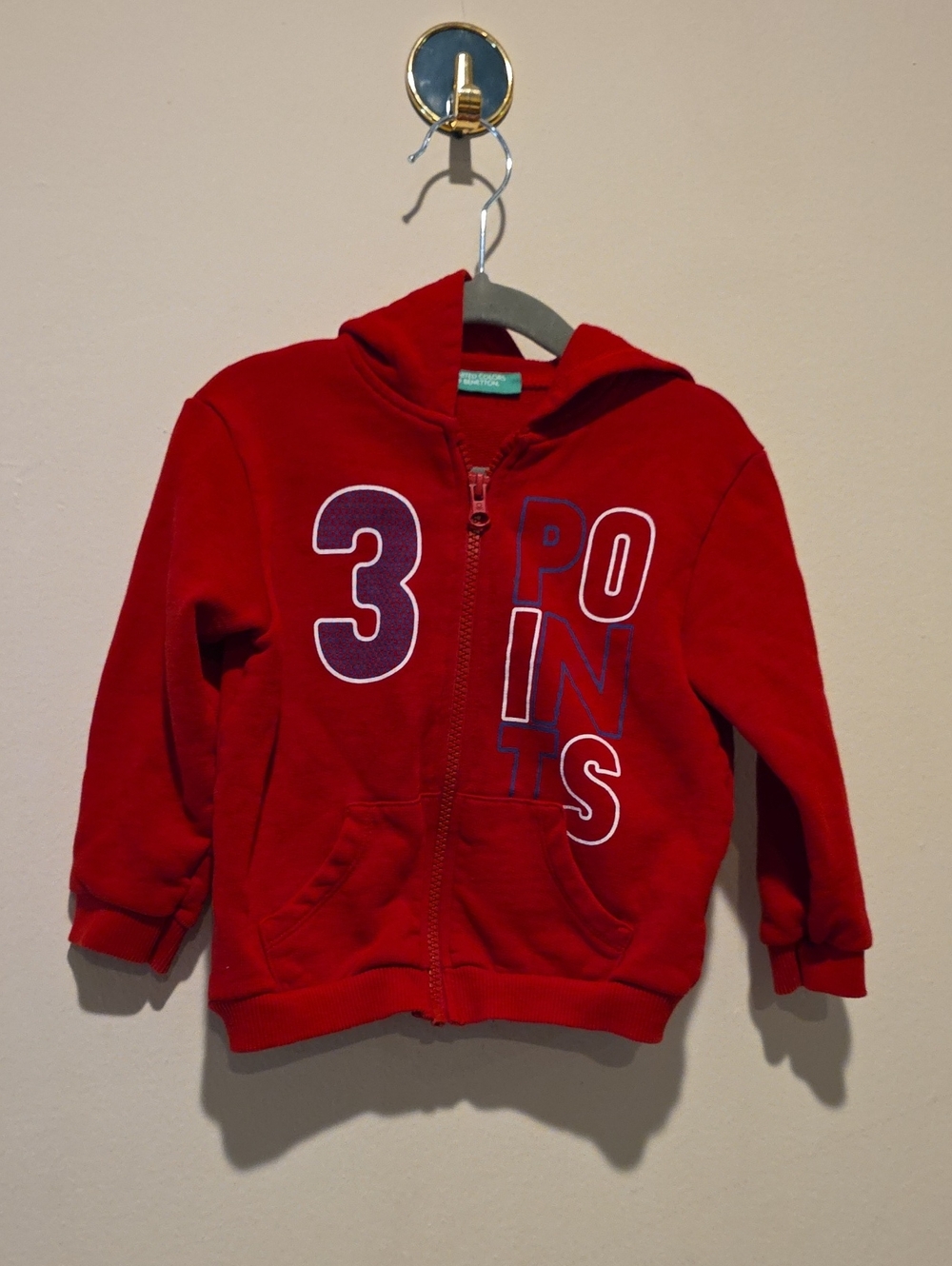 United Colors Of Benetton Red Kids Zip-Up Hoodie with '3 Points' Graphic 18 M